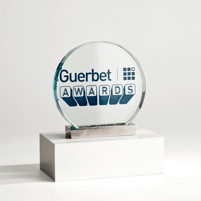 Trophée verre rond couleurs
