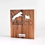 trophée bois personnalisé