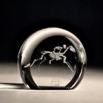 Trophée en verre gravé 3D – Louma