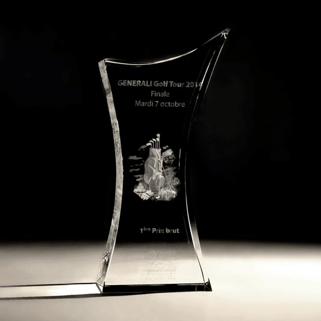 Trophée en verre gravé 3D