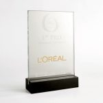 Trophée verre avec gravure d'un logo