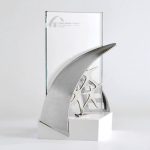 création fabrication trophées