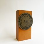 trophee bois avec medaille
